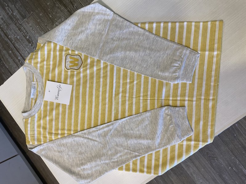 remera M/L gris y amarilla, ropa infantil en Ardillas Córdoba