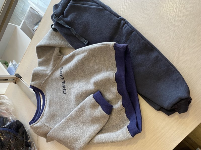conjunto buzo y joggins, ropa infantil en Ardillas Córdoba